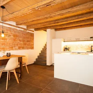 Quartier No. 5 Apartment